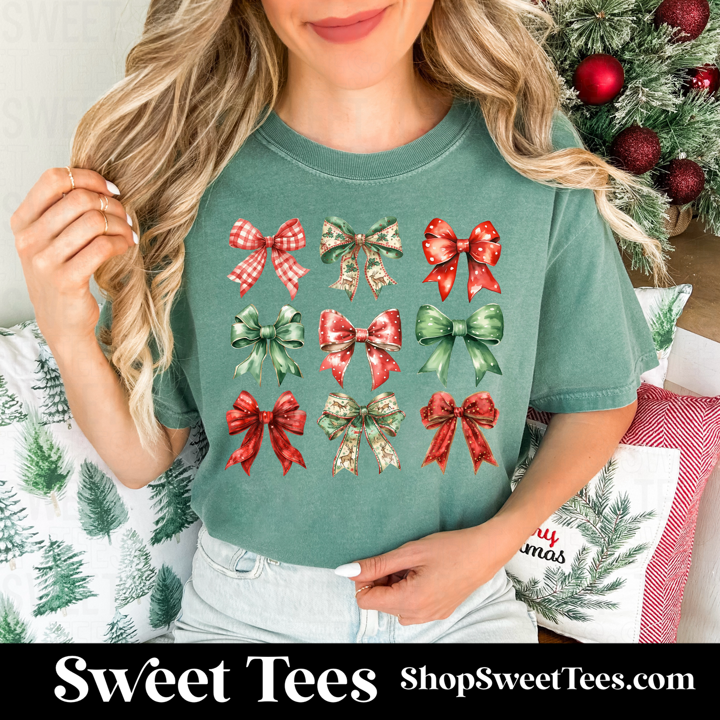 Christmas Bows tee