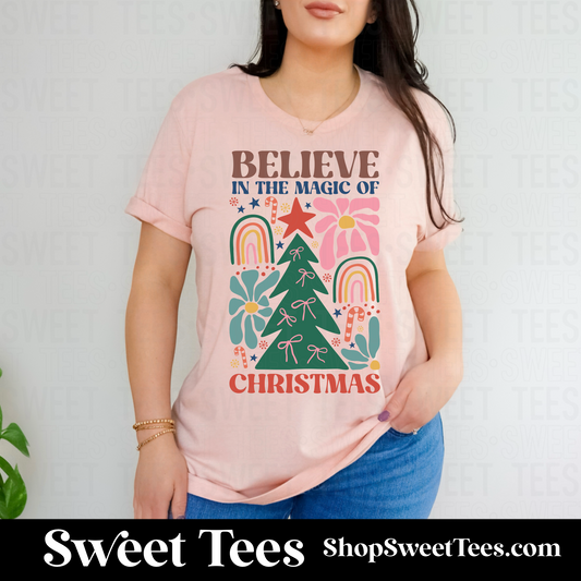 Groovy Believe in the Magic of Christmas tee - peach