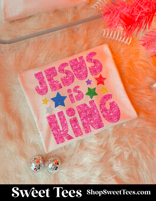 Jesus is King tee