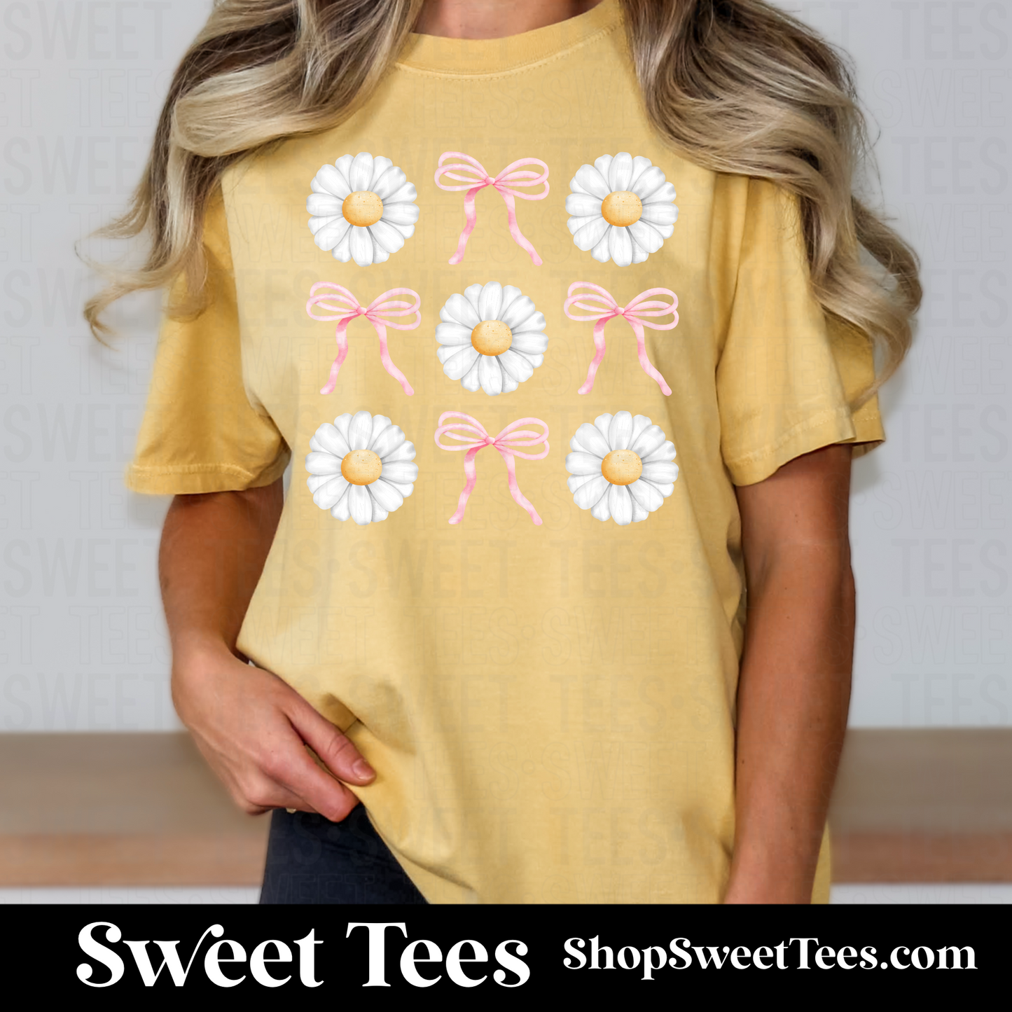 Coquette Daisy Bows tee