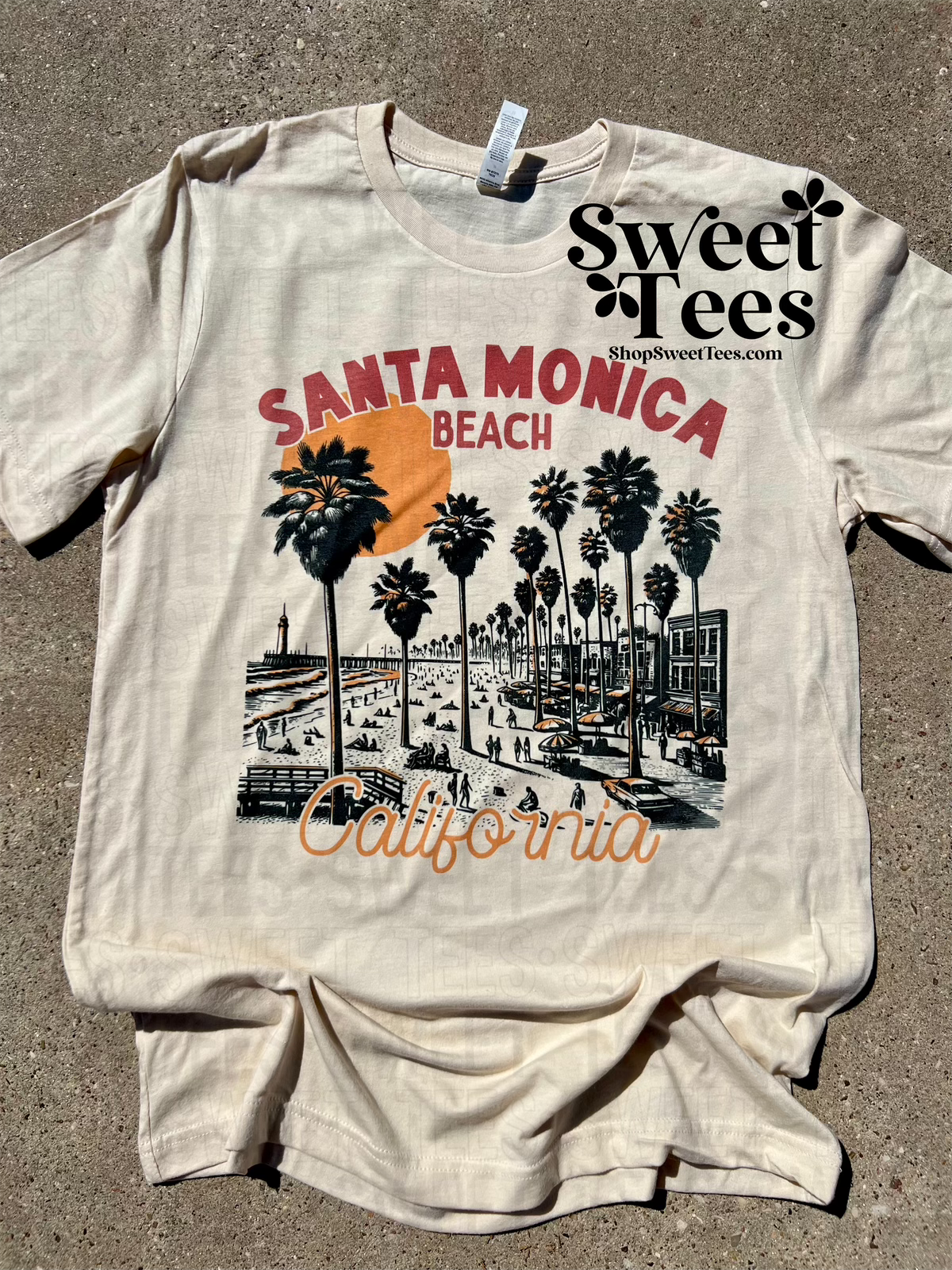 Santa Monica Beach tee