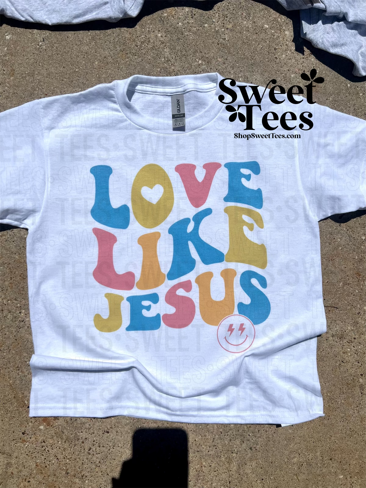 Love Like Jesus Retro Colorful tee