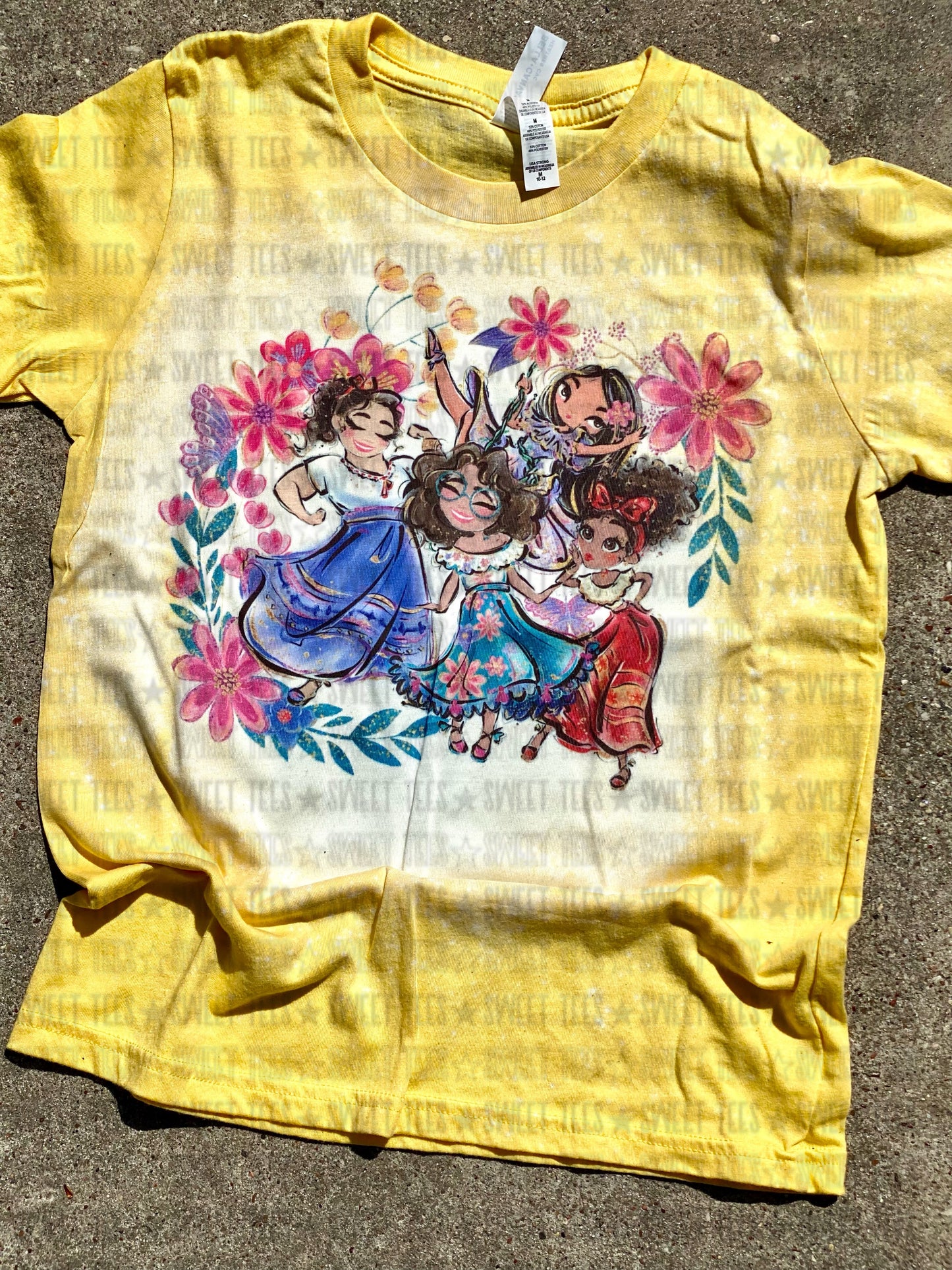 Encanto Girls tee