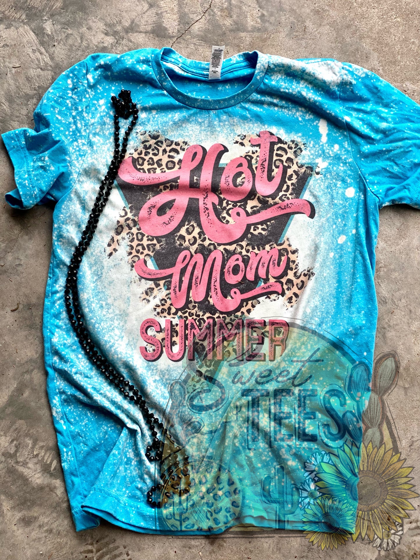 Hot Mom Summer tee