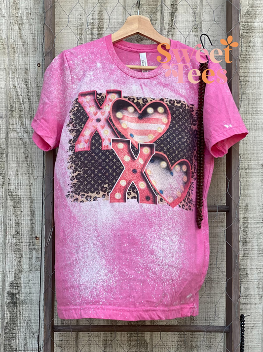 Designer XOXO tee