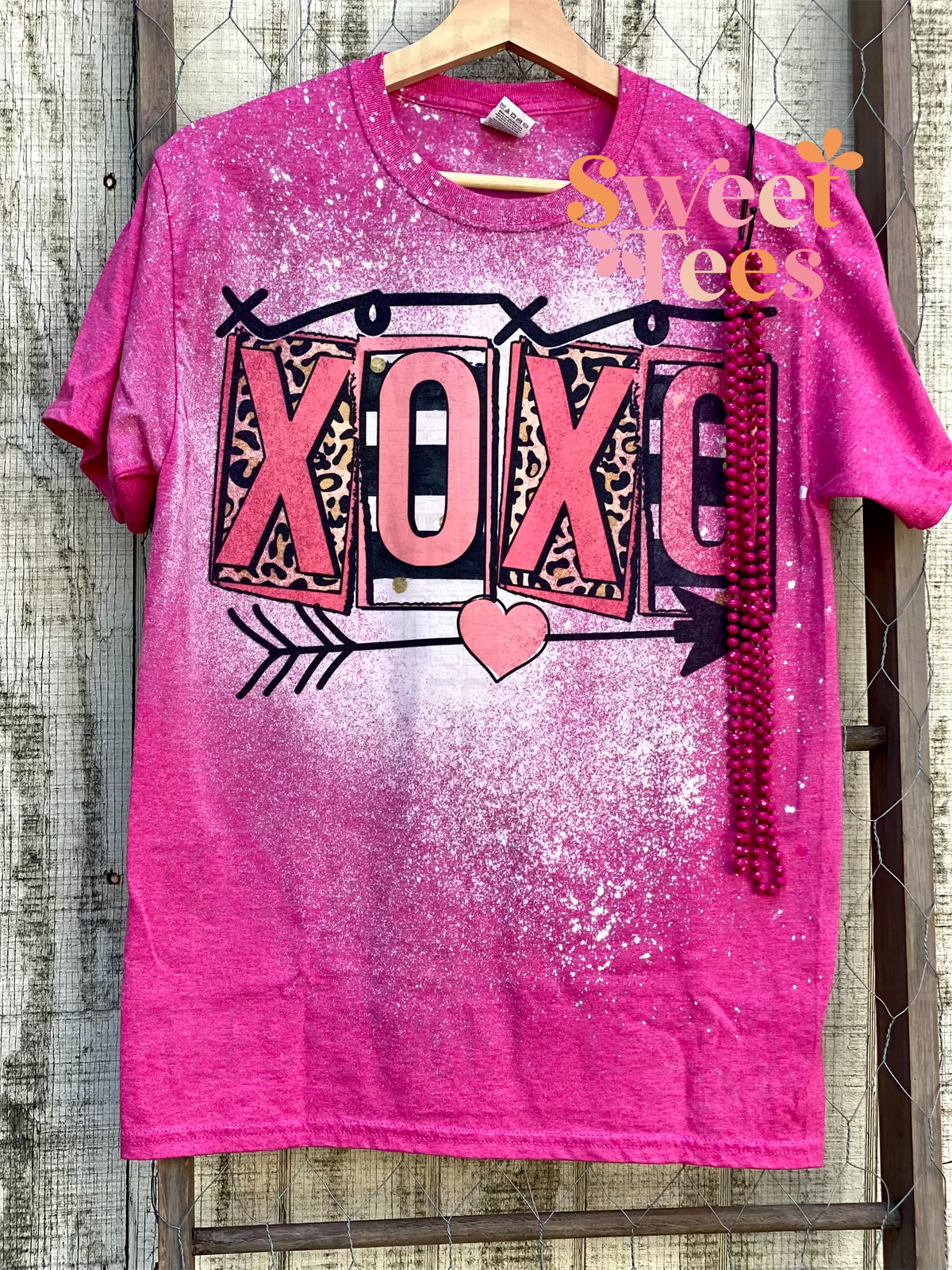 XOXO tee